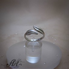 Сребърен дамски пръстен "Листа"  R-1104